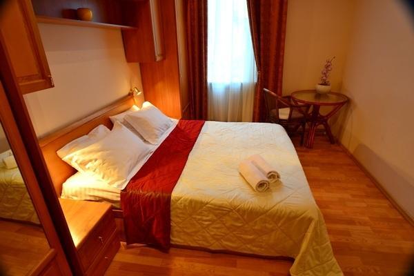Premium Rent In Kiev Centre - Kiev Daire Oda fotoğraf